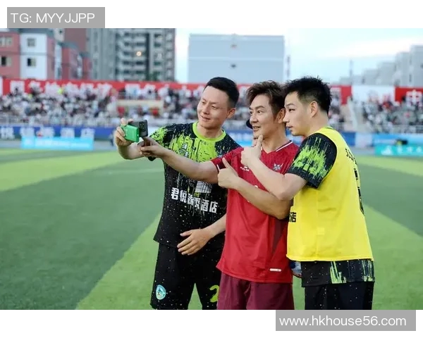 留辫子的足球明星如何在绿茵场上展现独特风采与个人魅力